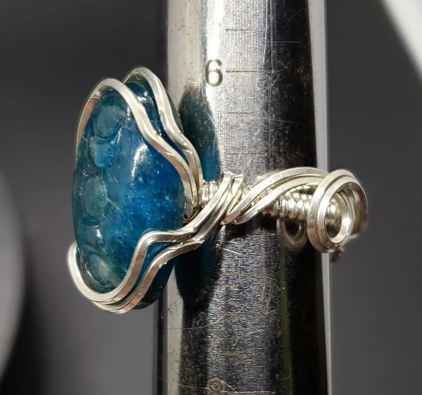 Carved Blue Apatite Ring, Moon Phase, Triple Moon, Goddess Energy Ring apatite, gemstone ring, moon, moon phase, the moon