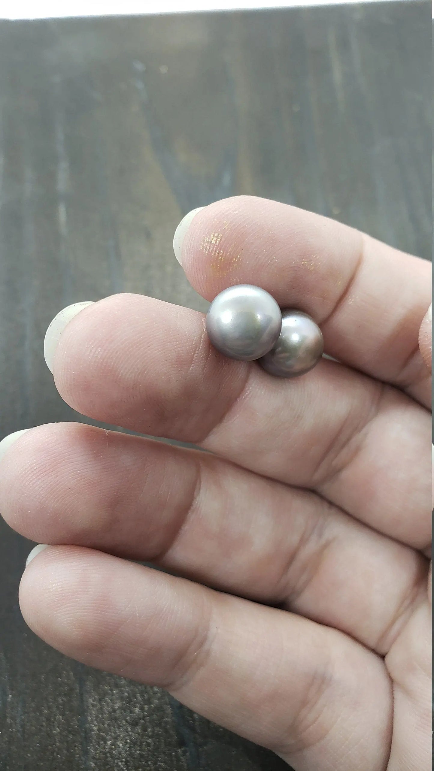 Gray Pearl Stud Earrings gemstone earring, pearl