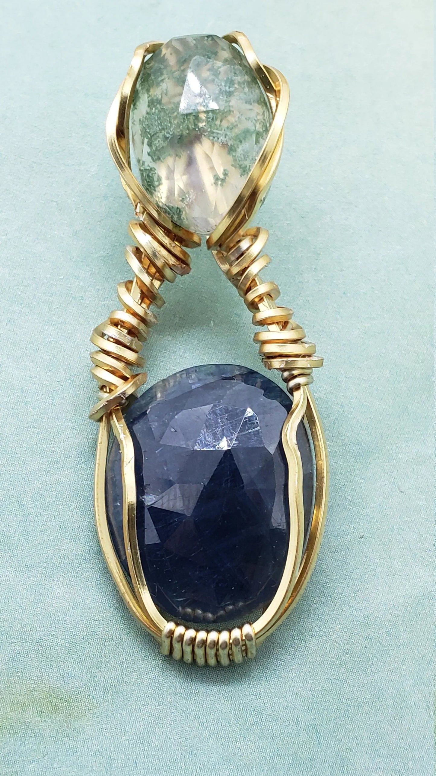 Moss Agate and Sapphire Pendant gemstone pendant, moss agate, sapphire