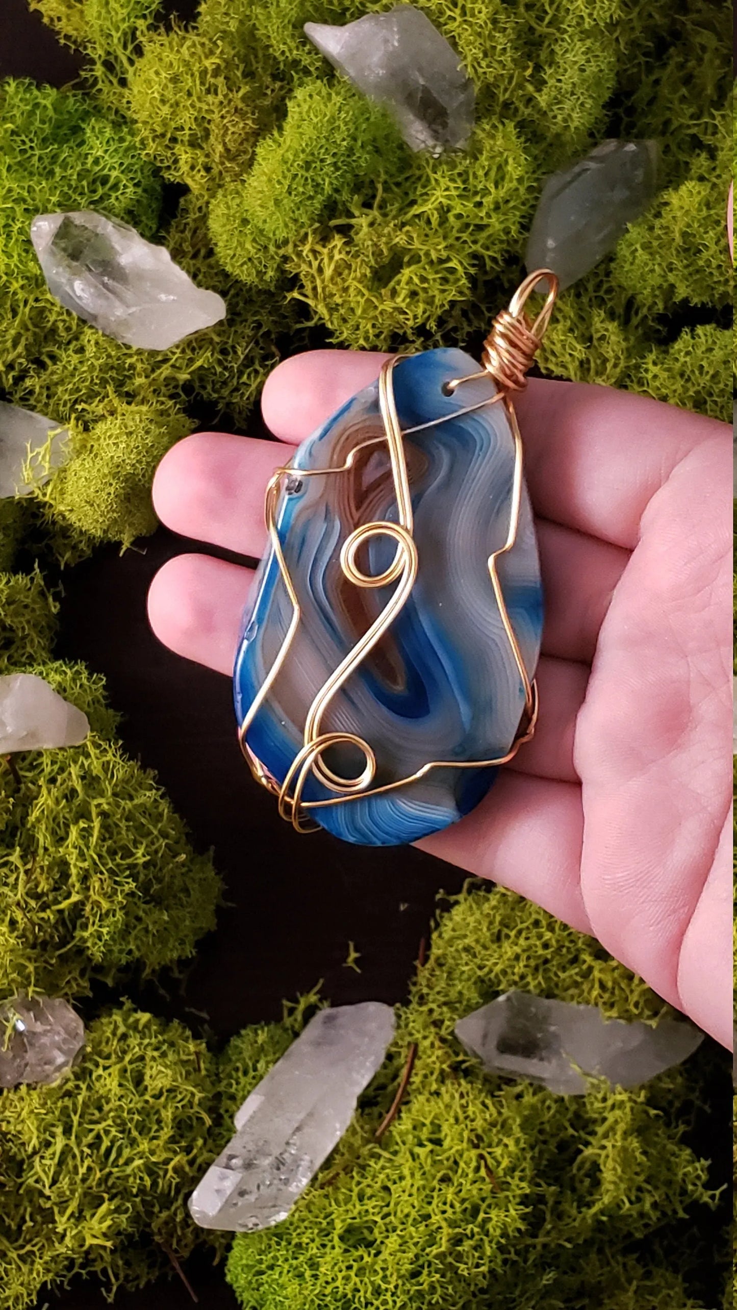 Blue Agate Slice Copper Wire Wrapped Pendant - moonlitbeading