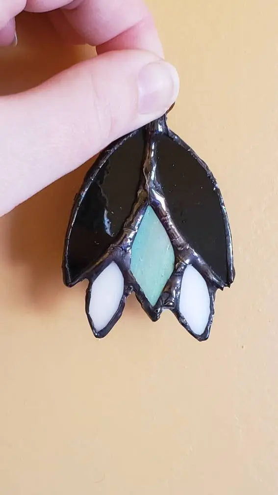 Agender Flower Suncatcher, LGBTQ+ Floral stained glass - moonlitbeading