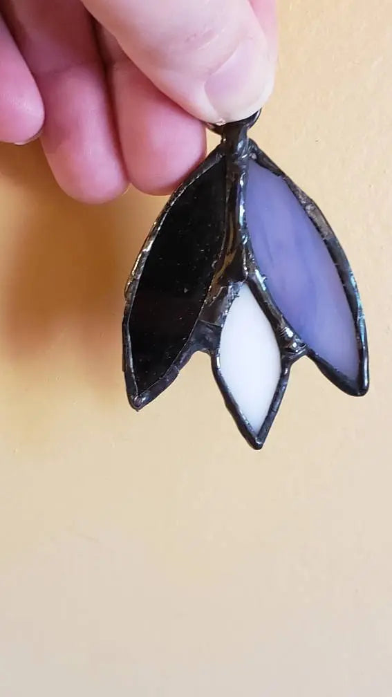 Asexual Flower Suncatcher, LGBTQ+ Floral stained glass - moonlitbeading