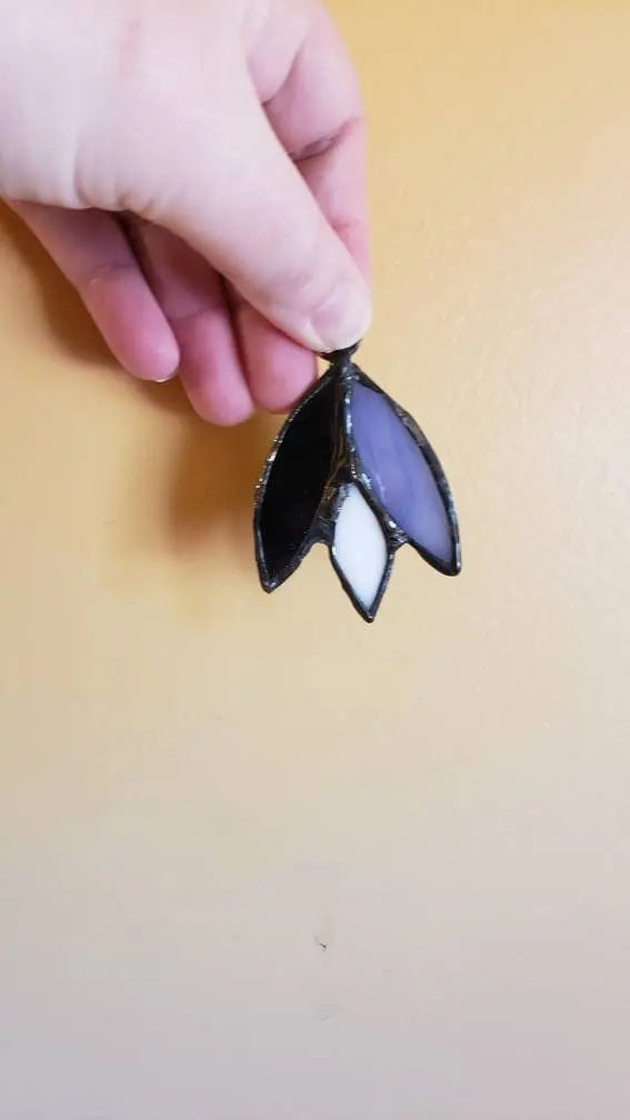 Asexual Flower Suncatcher, LGBTQ+ Floral stained glass - moonlitbeading