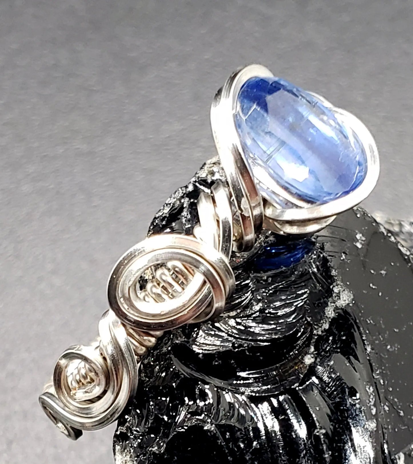 Blue Kyanite Ring, Sz 9.25    gemstone ring, Kyanite