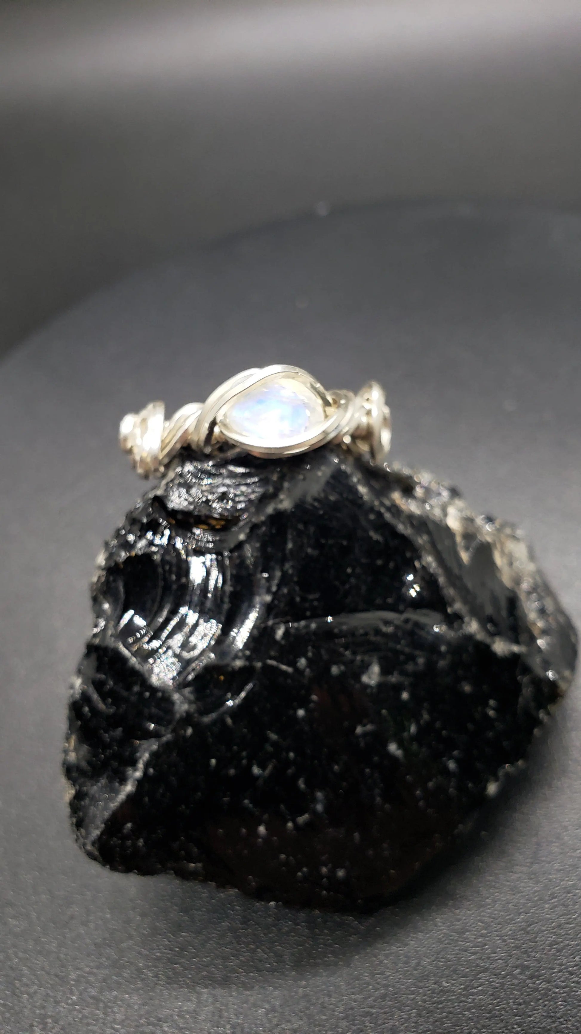 Blue Moonstone Ring, Size 8.25    gemstone ring, moonstone