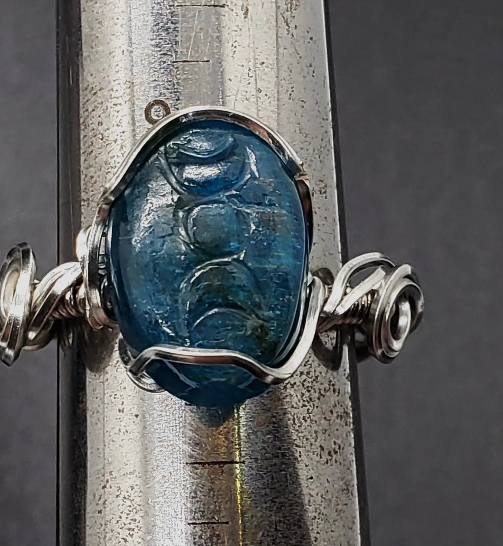 Carved Blue Apatite Ring, Moon Phase, Triple Moon, Goddess Energy Ring    apatite, gemstone ring, moon, moon phase, the moon