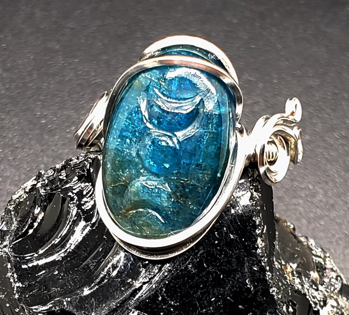 Carved Blue Apatite Ring, Moon Phase, Triple Moon, Goddess Energy Ring    apatite, gemstone ring, moon, moon phase, the moon