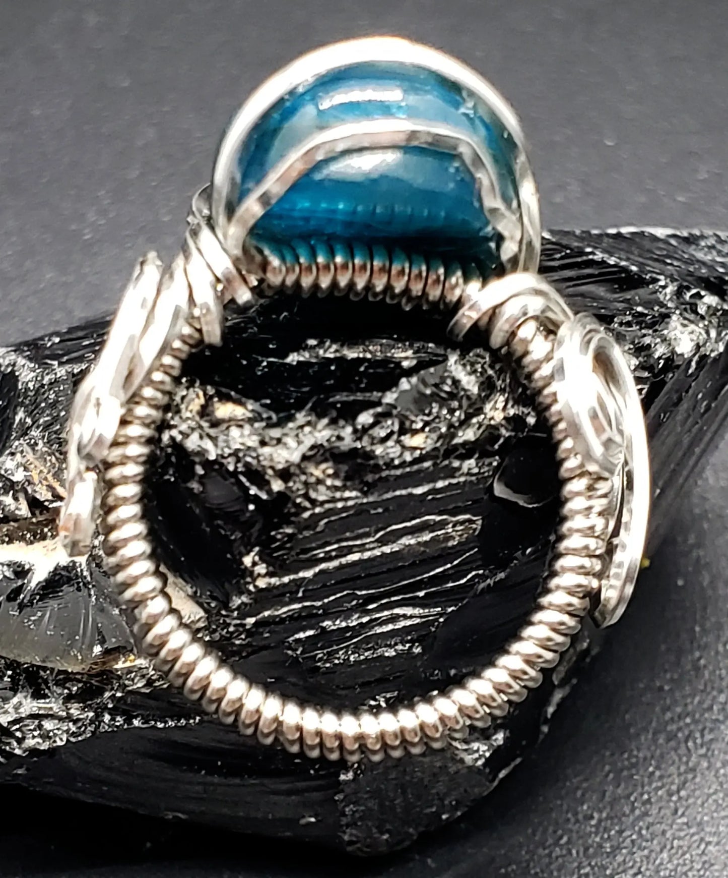 Carved Blue Apatite Ring, Moon Phase, Triple Moon, Goddess Energy Ring    apatite, gemstone ring, moon, moon phase, the moon