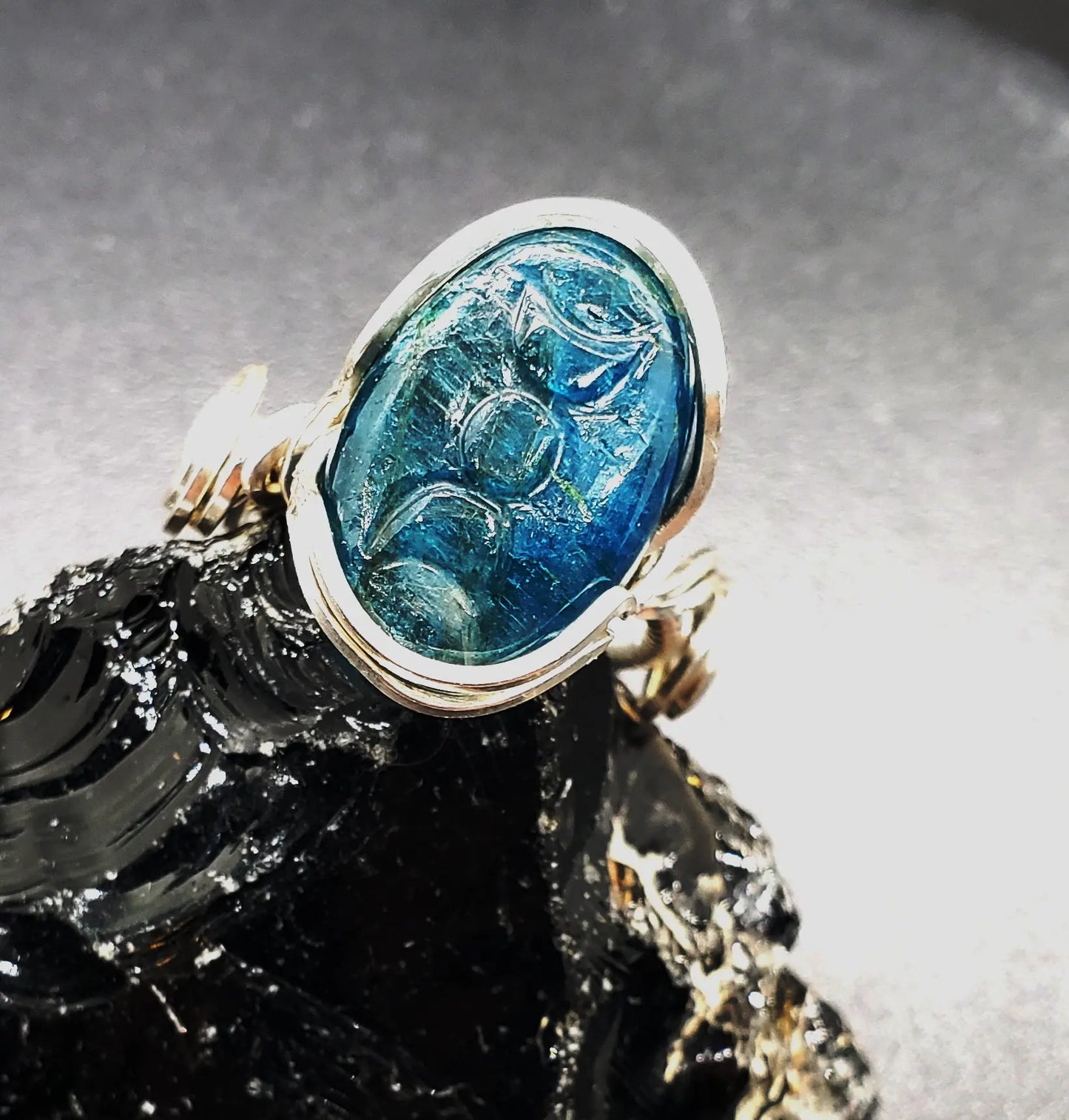 Carved Blue Apatite Ring, Moon Phase, Triple Moon, Goddess Energy Ring    apatite, gemstone ring, moon, moon phase, the moon