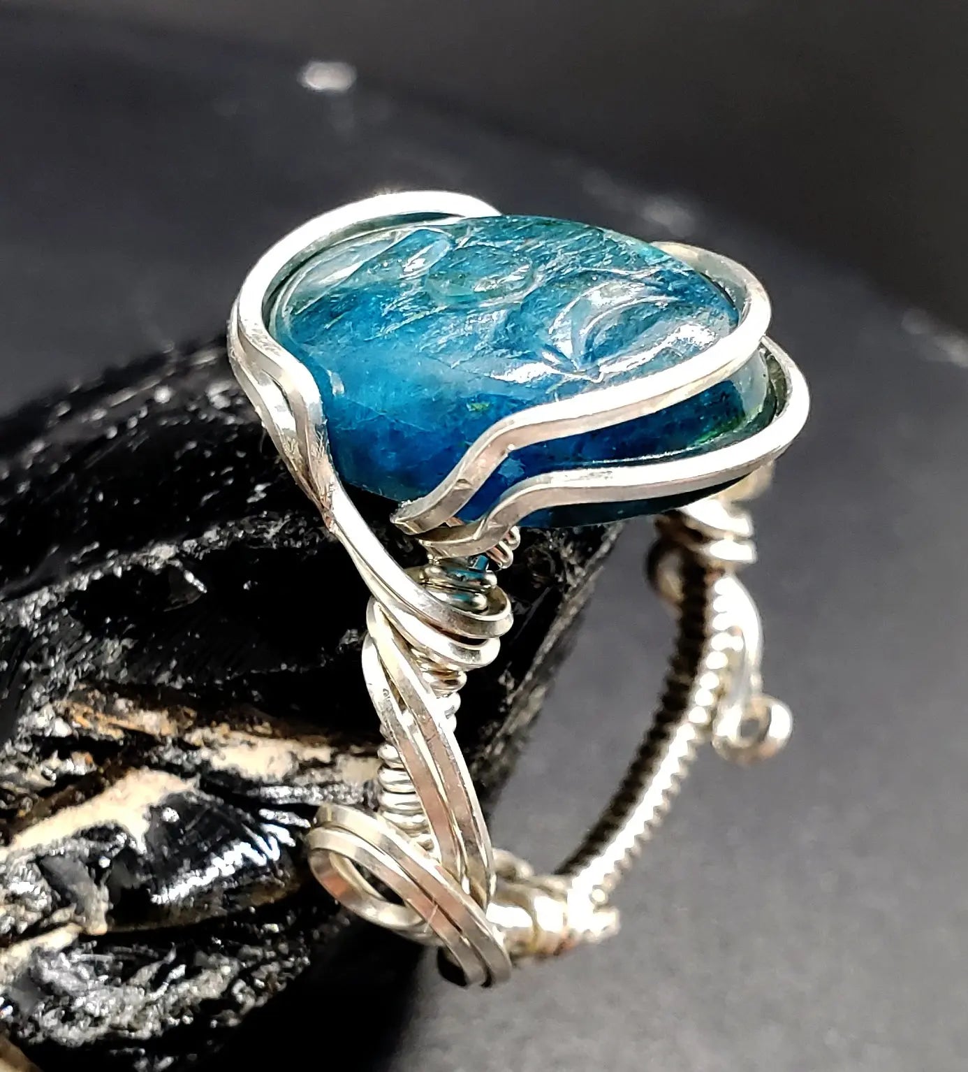 Carved Blue Apatite Ring, Moon Phase, Triple Moon, Goddess Energy Ring    apatite, gemstone ring, moon, moon phase, the moon