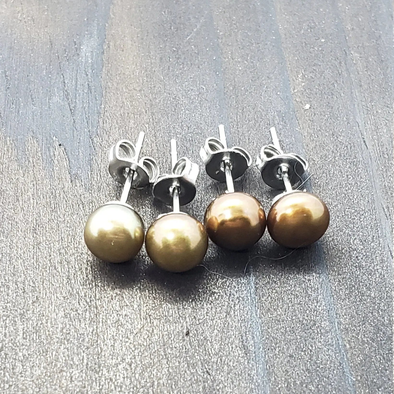 Golden Bronze Japanese Fresh Water Pearl Stud Earring    bronze, gemstone earring, gold, pearl
